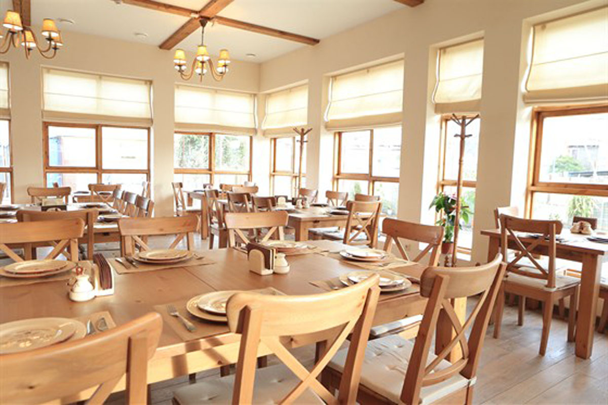 Основной зал — Жарко