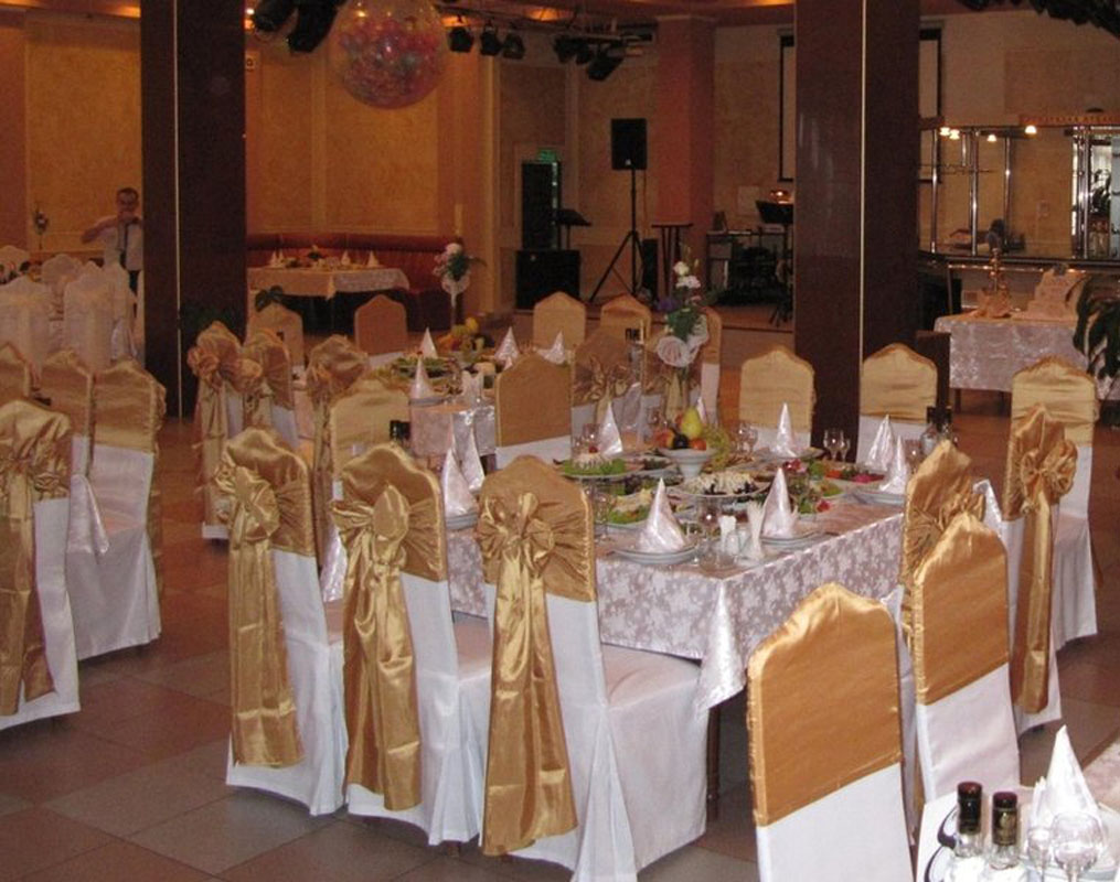 Основной зал — Прибой