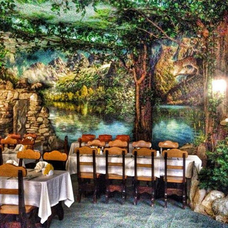 Основной зал — Водолей