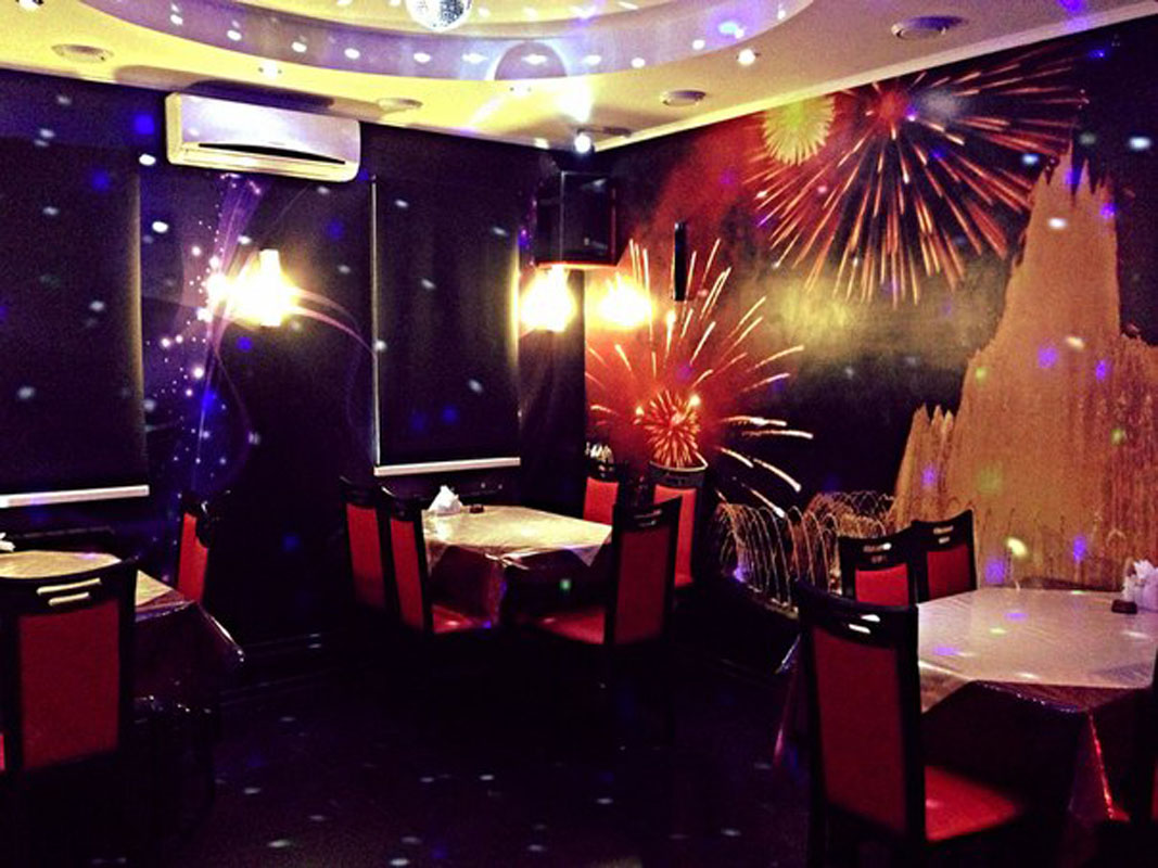 Основной зал — Старый Баку