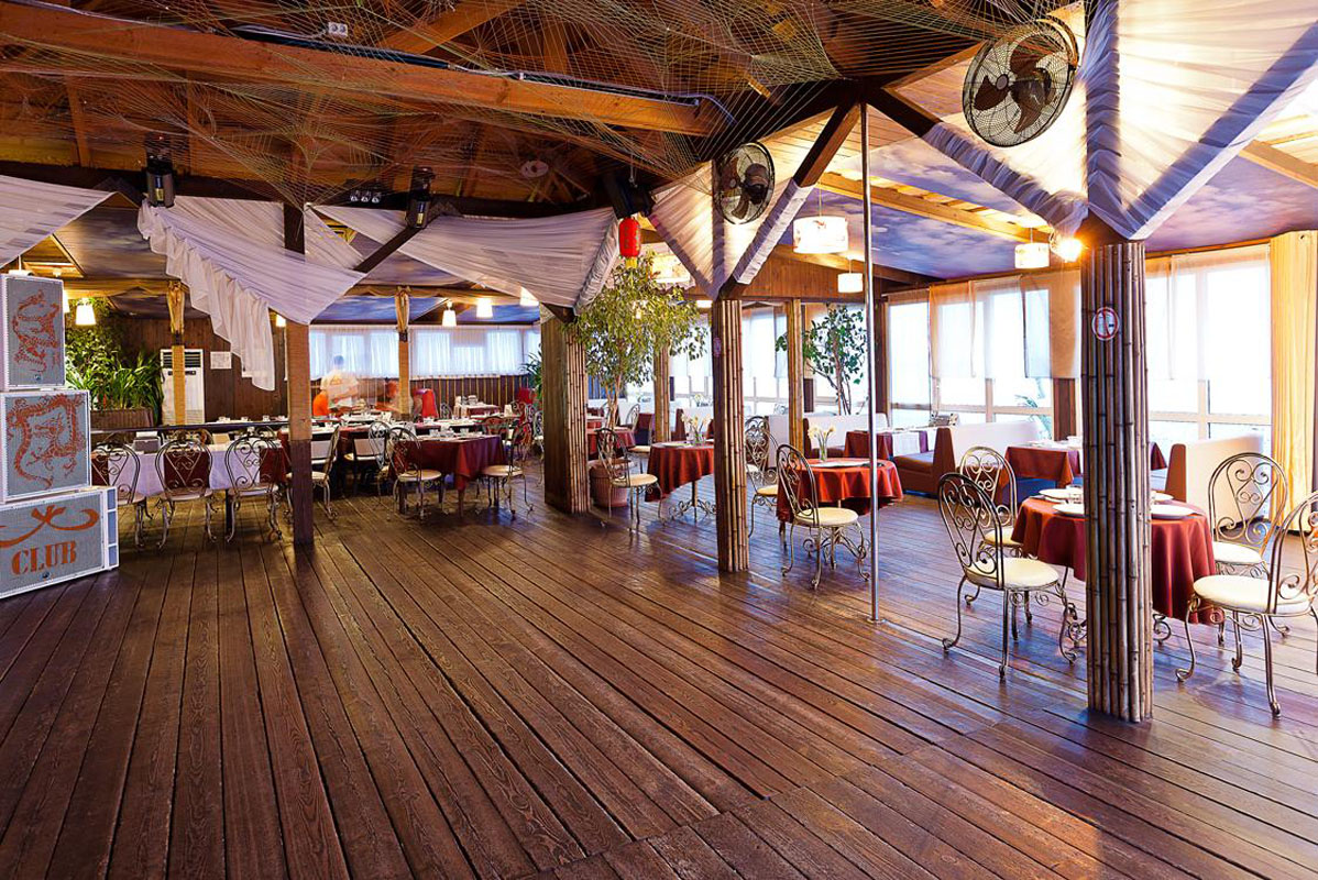 Основной зал — Кабачок 120 стульев