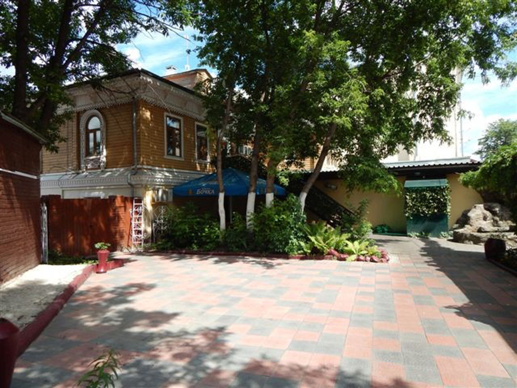 Основной зал — Шеш-Беш