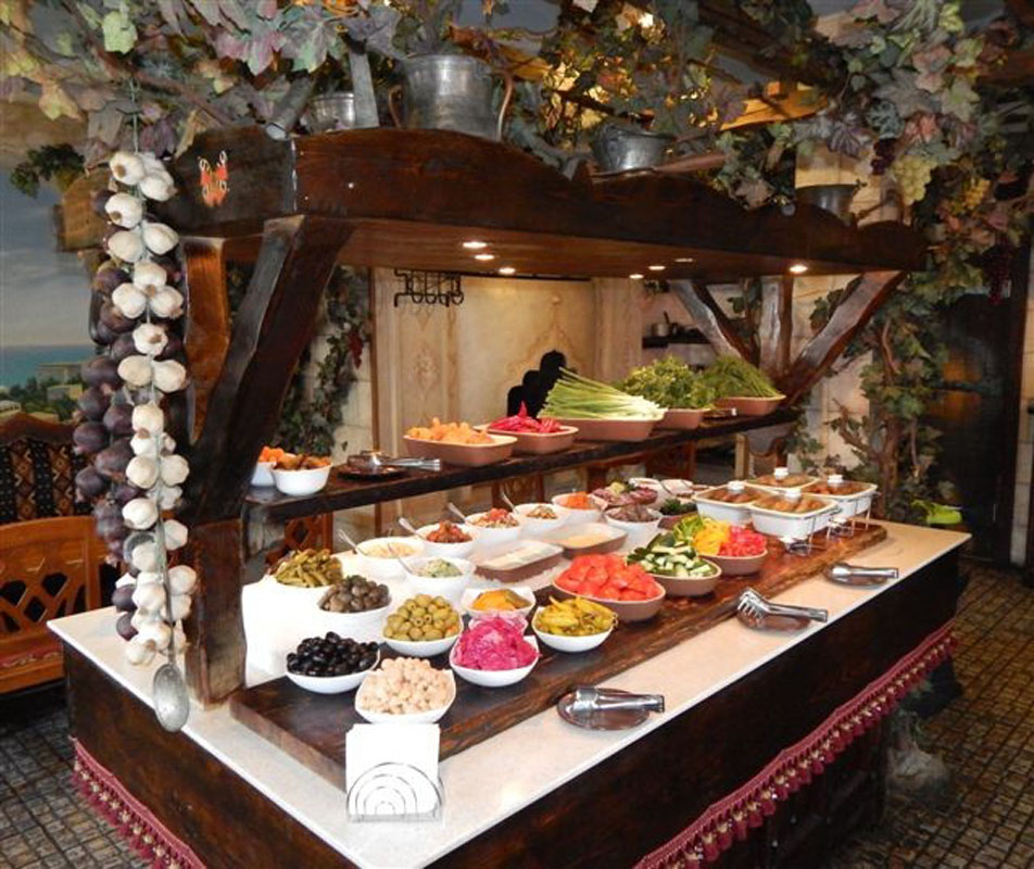 Основной зал — Шеш-Беш