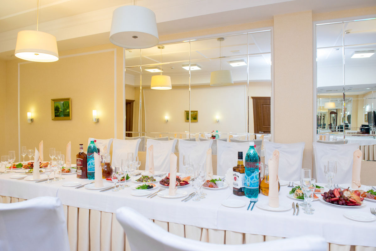 Банкетный зал — Yarhotel Centre
