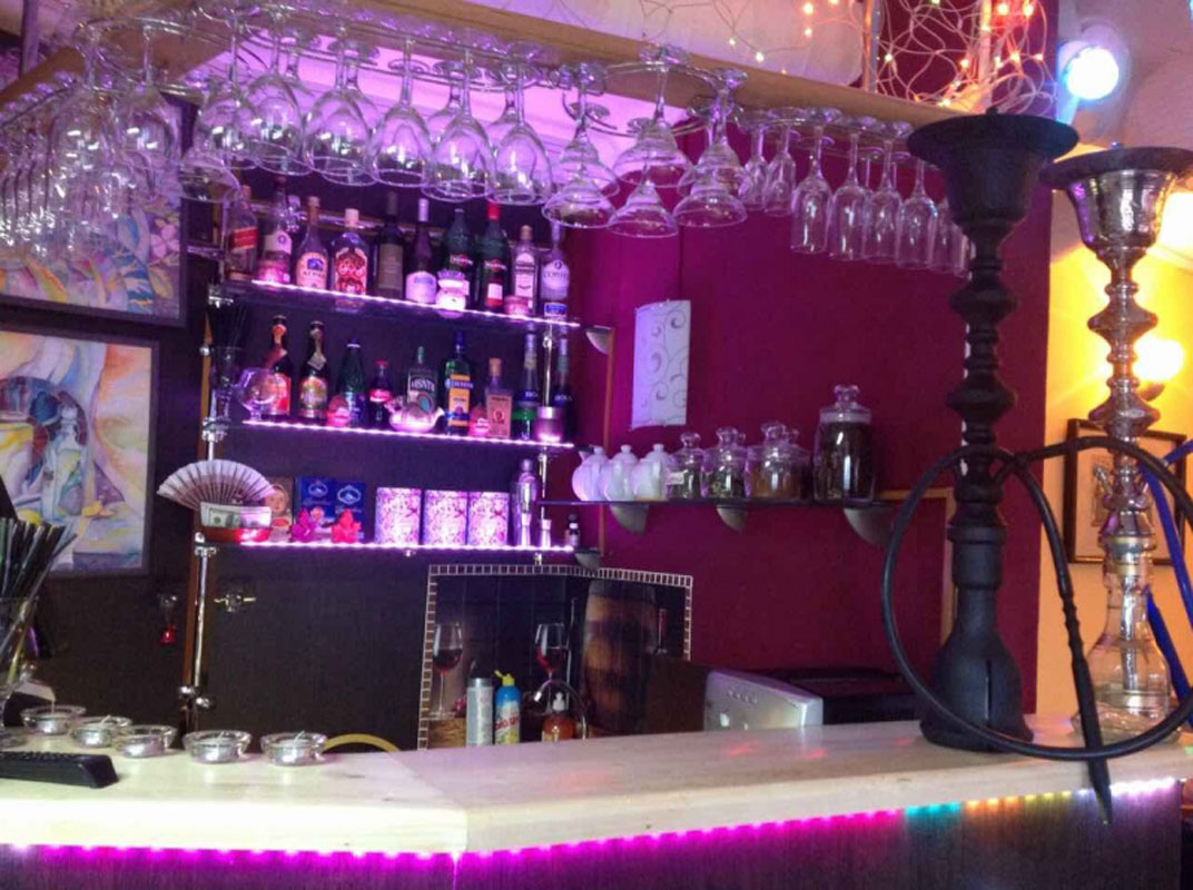 Основной зал — Ретро-кафе Светлана