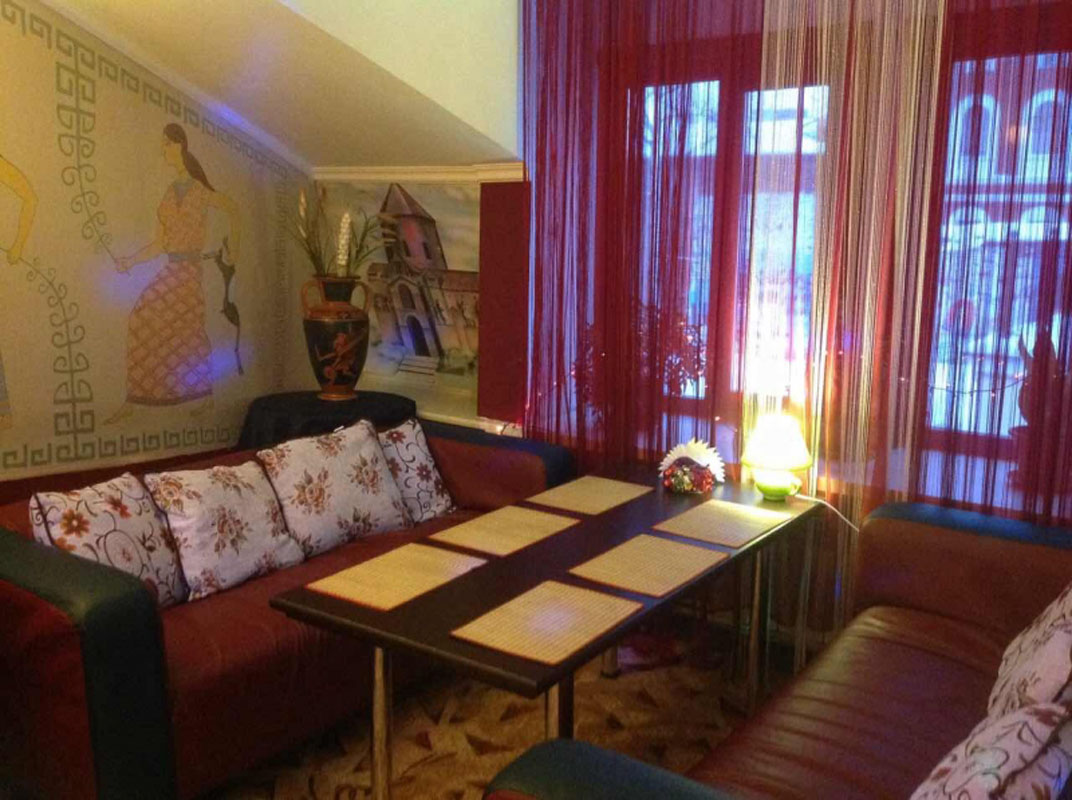 Основной зал — Ретро-кафе Светлана