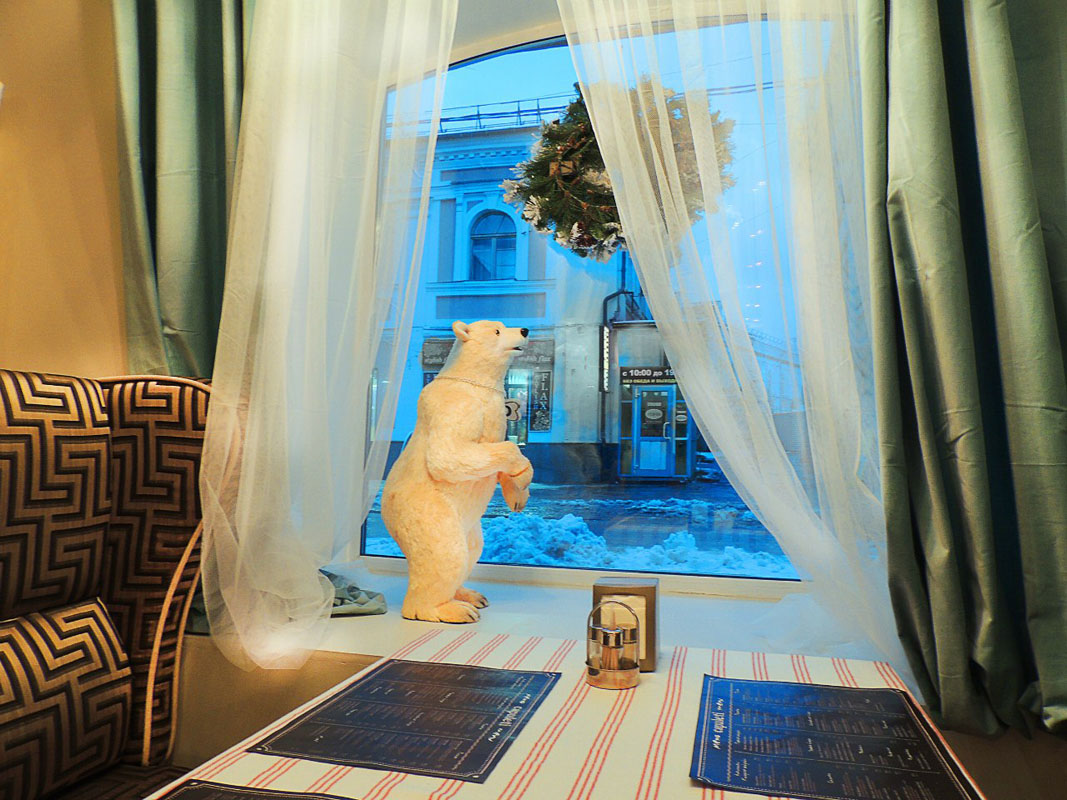 Зал на первом этаже — фото 11