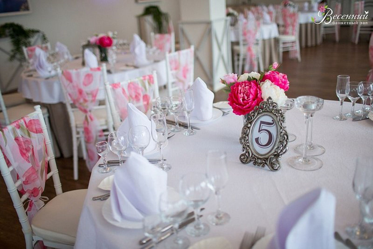 Большой зал — Банкетный зал Весенний на Гагарина