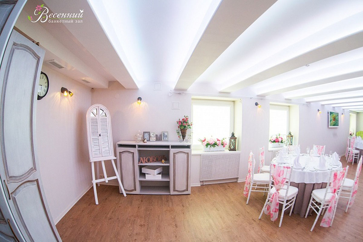 Малый зал — Банкетный зал Весенний на Гагарина