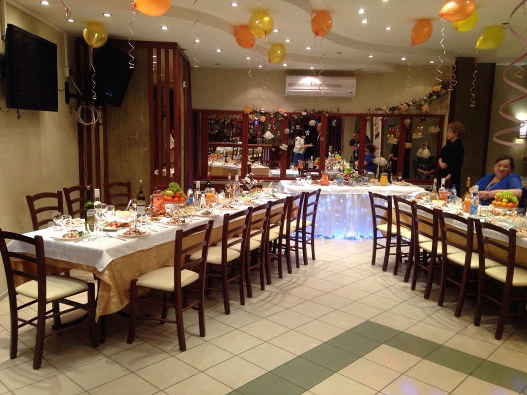 Основной зал — Кафе Времена