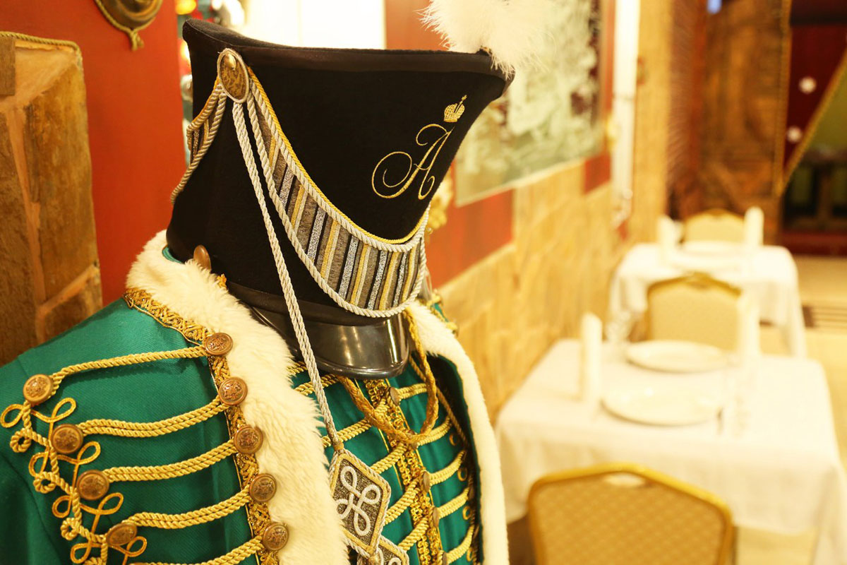 Основной зал — Ресторан Гусарский