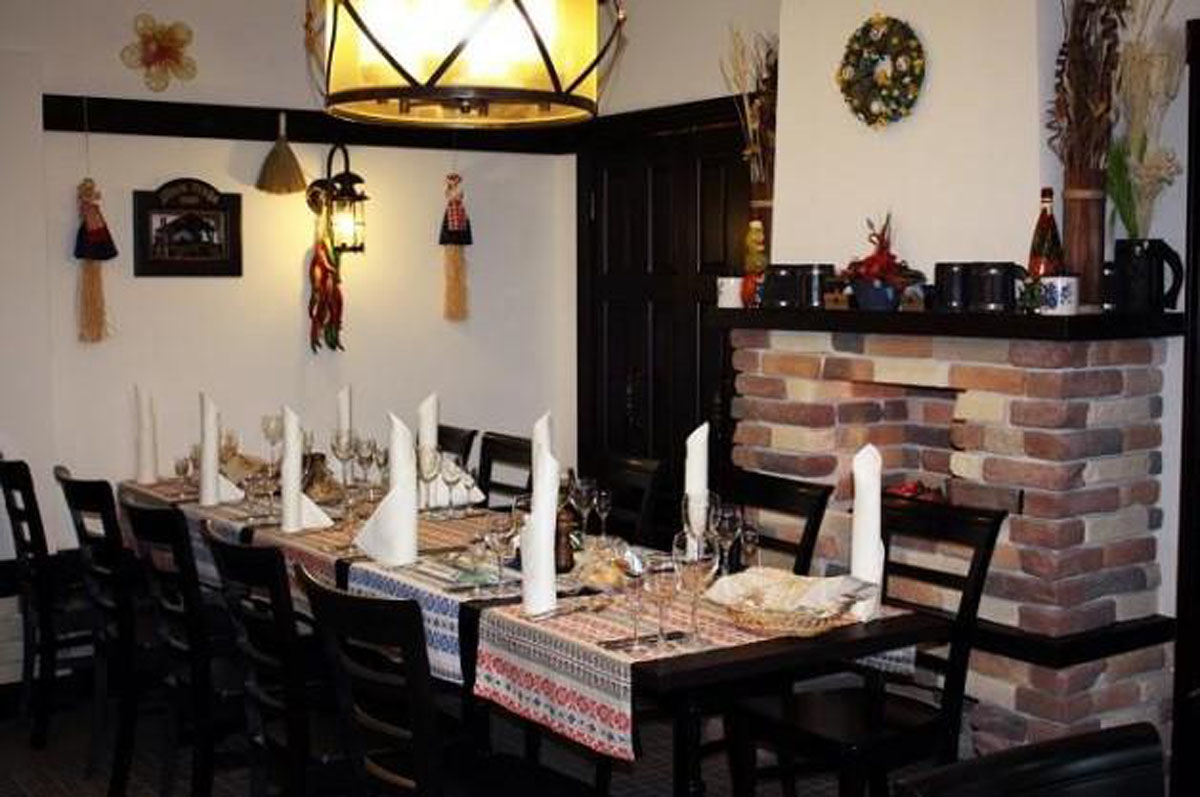 Основной зал — Кафе чешской кухни Stara Praha