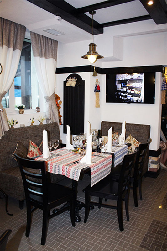 Основной зал — Кафе чешской кухни Stara Praha