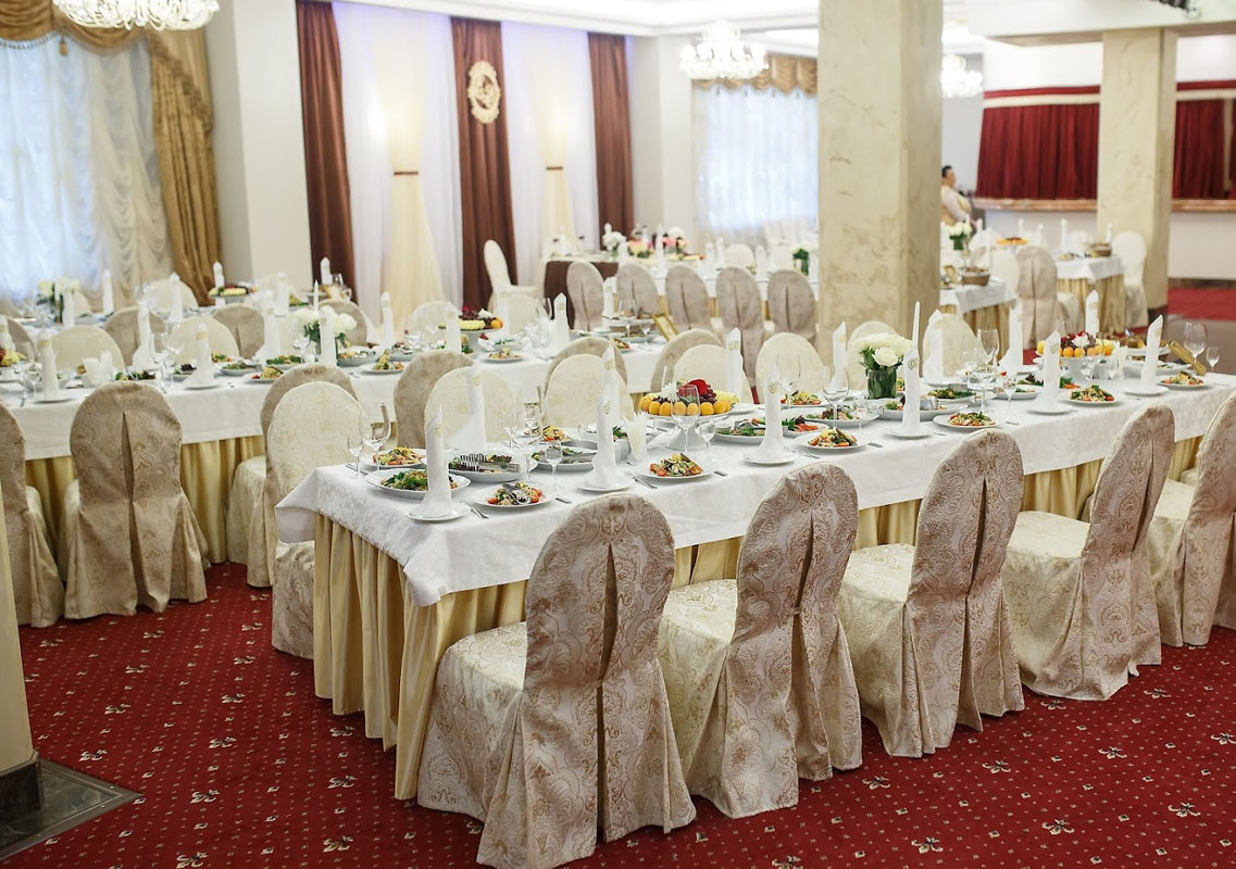 Основной зал — Маска