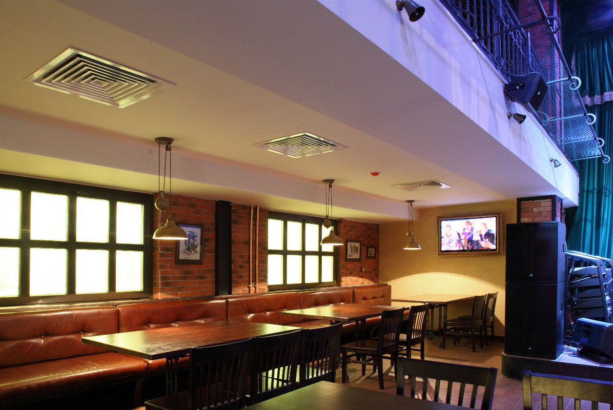 Основной зал — Пивной ресторан Пивоваръ