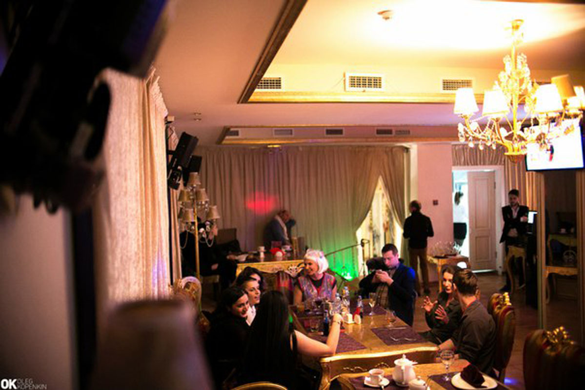 Основной зал — Трубадур