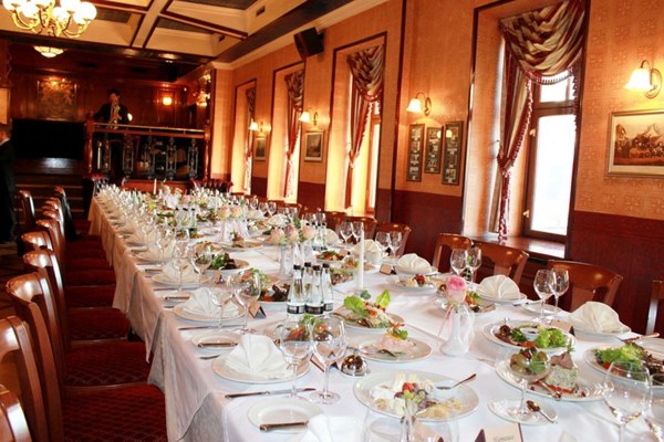 Логотип Ресторан Альбион Диккенс