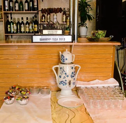 Основной зал