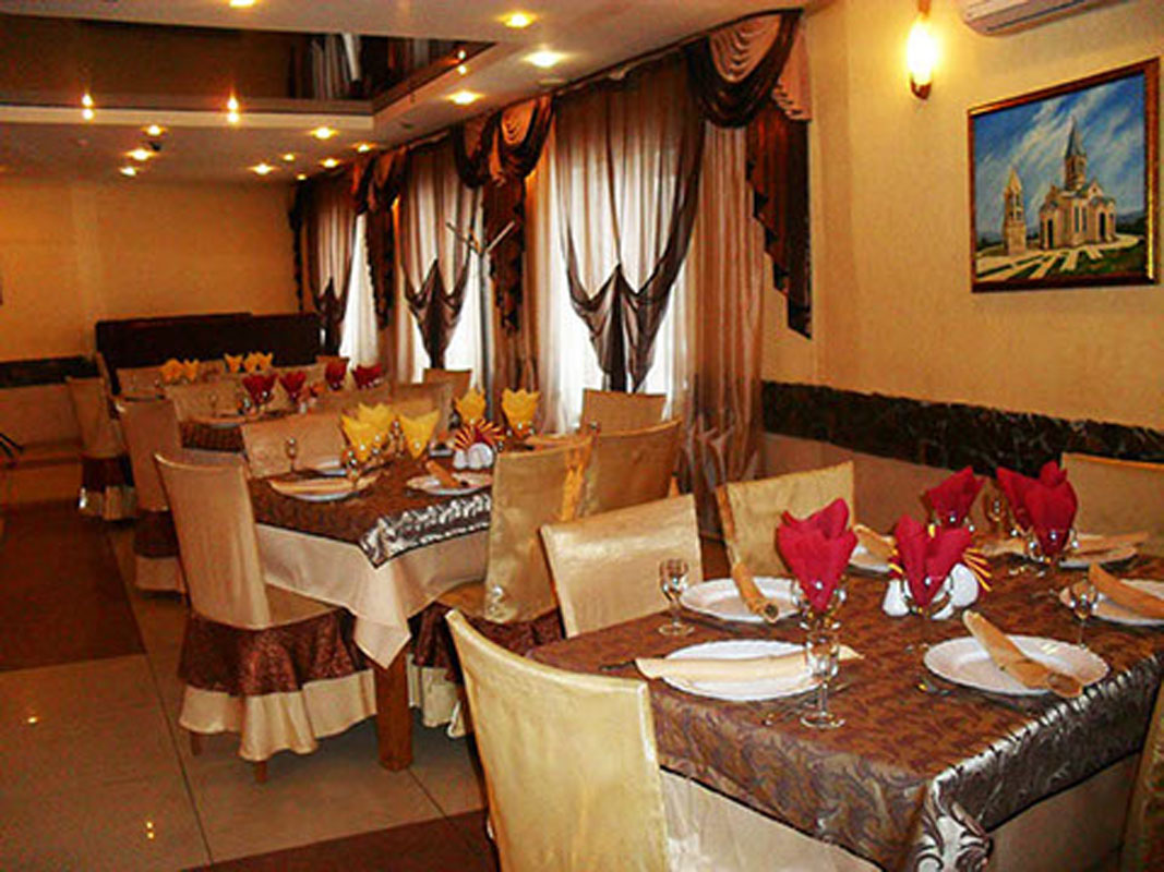 Основной зал — Ресторанно-гостиничный комплекс Лума