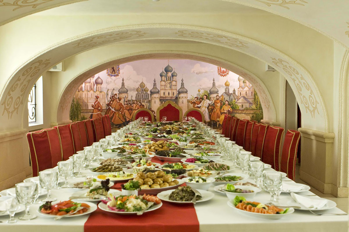 Трапезный зал — Иоанн Васильевич