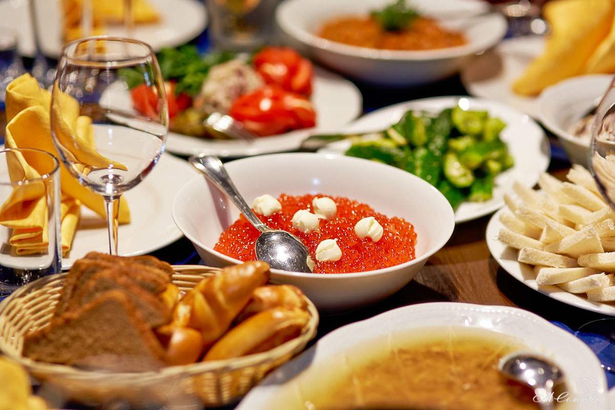 Трапезный зал — Иоанн Васильевич