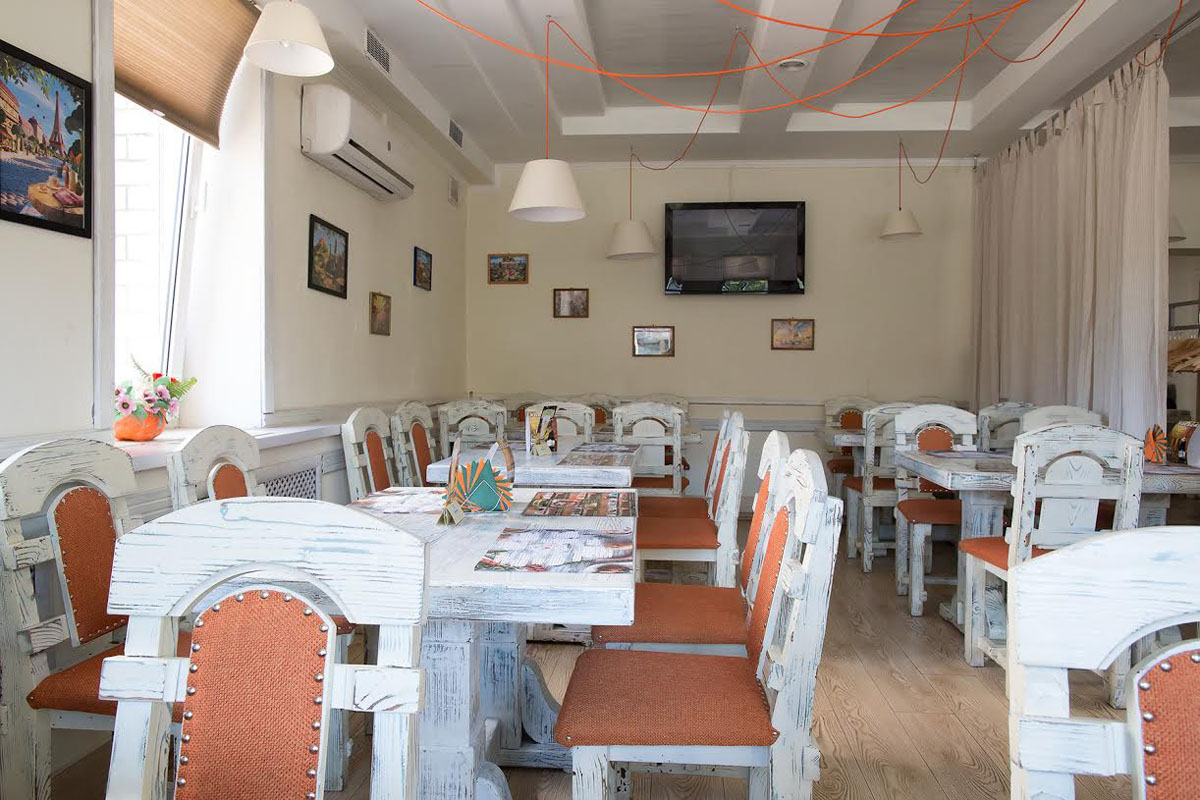 Основной зал — Семейное кафе Тыква