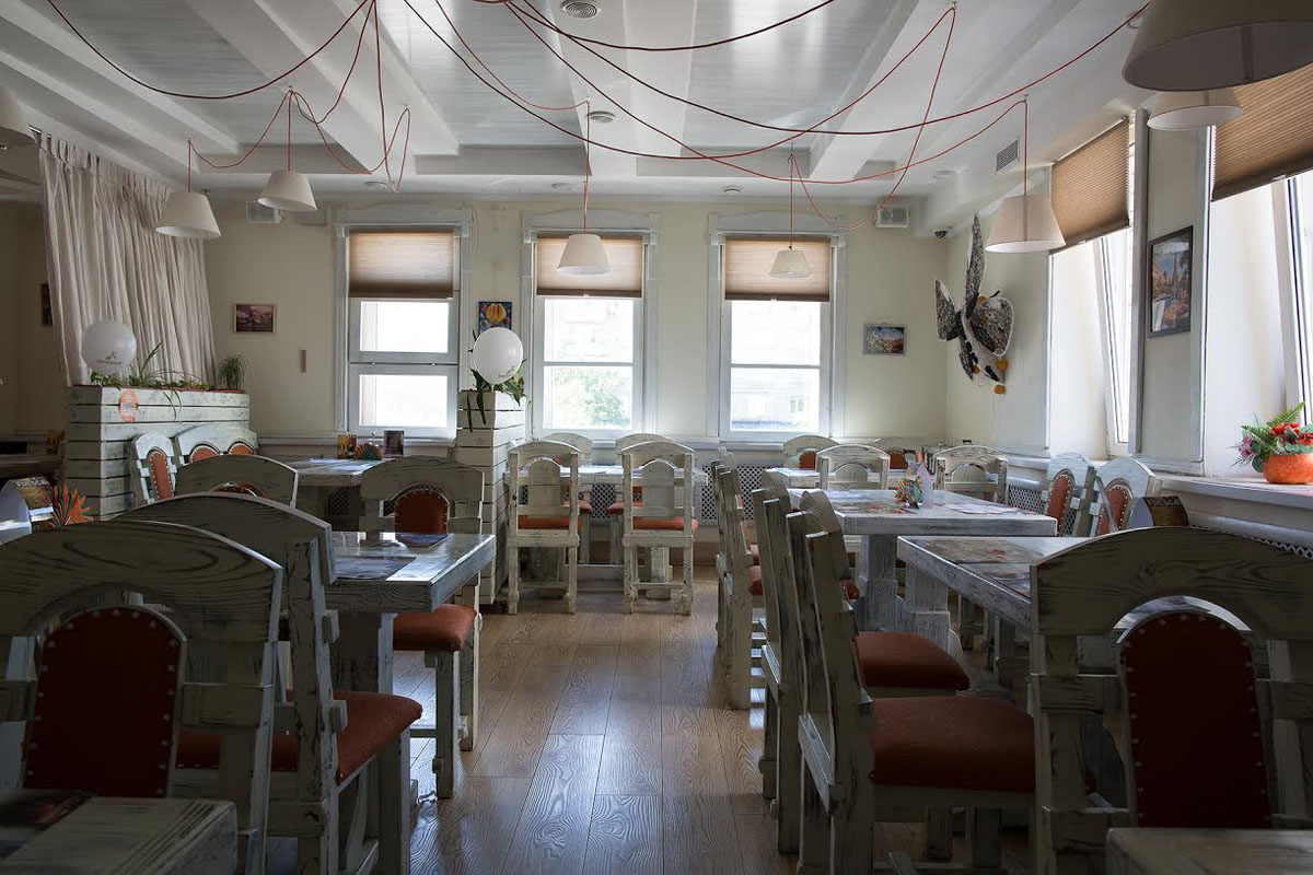 Основной зал — Семейное кафе Тыква