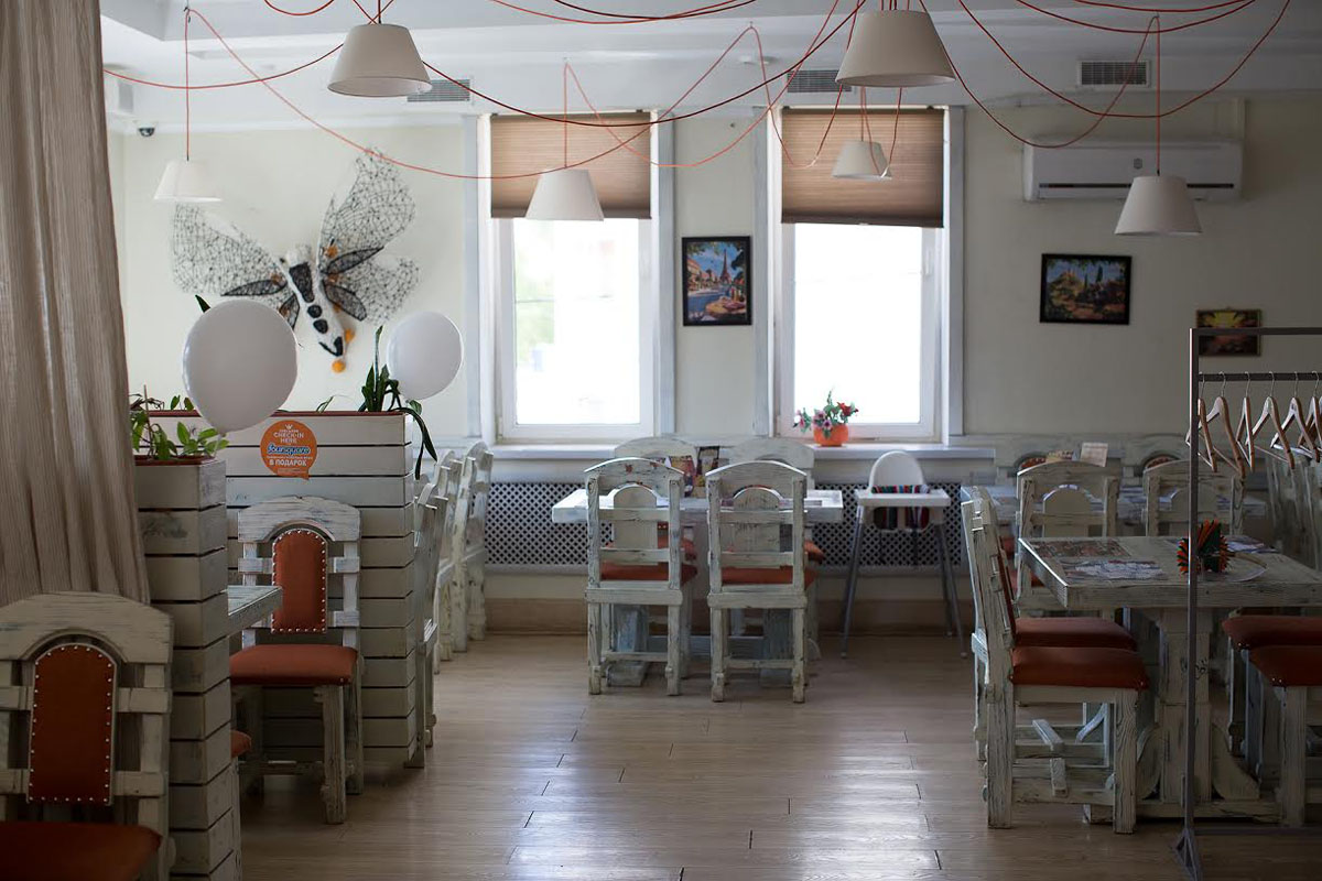 Основной зал — Семейное кафе Тыква