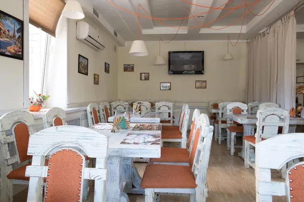 Основной зал