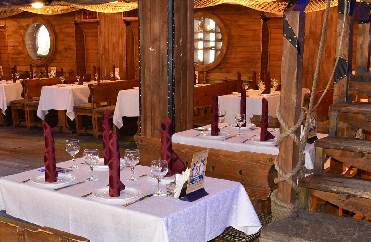 Клубный зал — Ресторанный комплекс Якорь