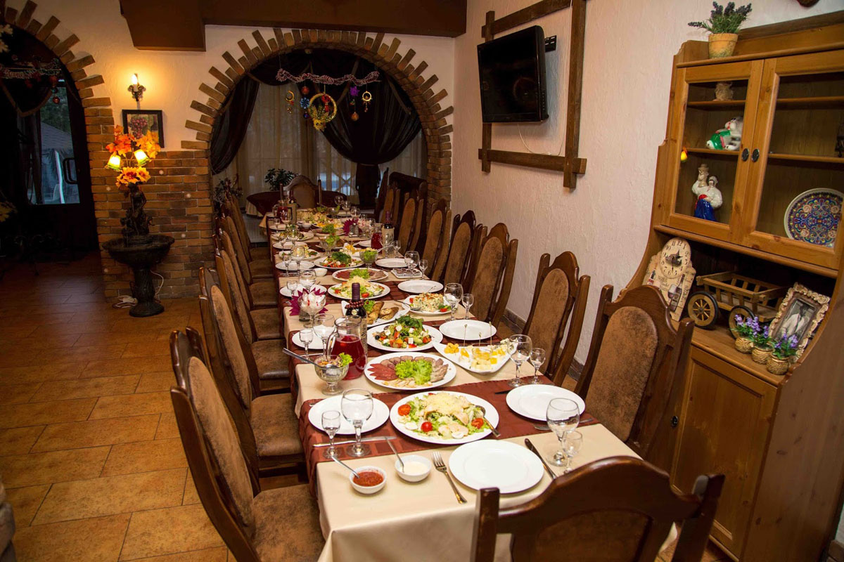 Малый зал — Alpen House