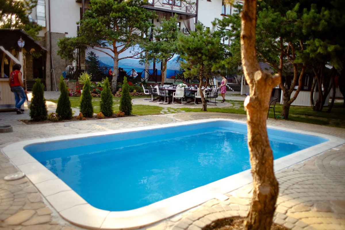 Летний дворик — Alpen House