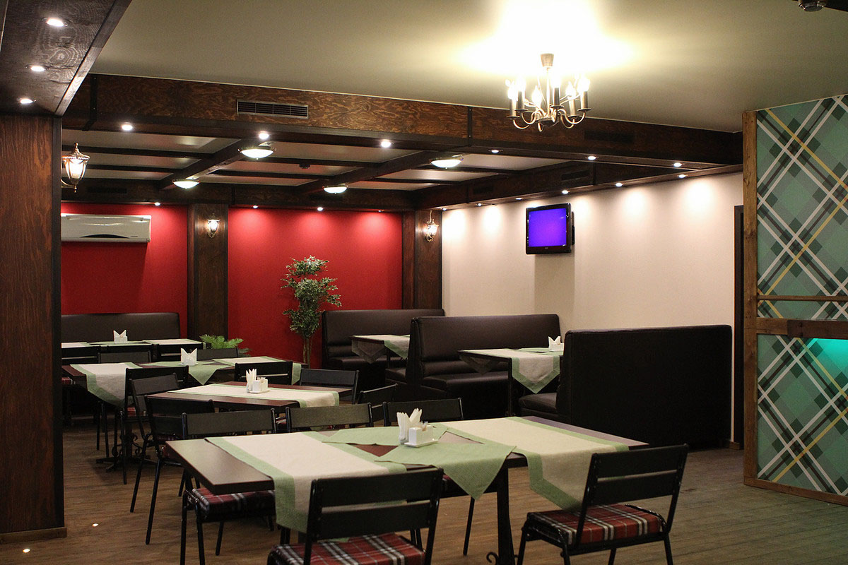 Основной зал — Кафе Сюрприз