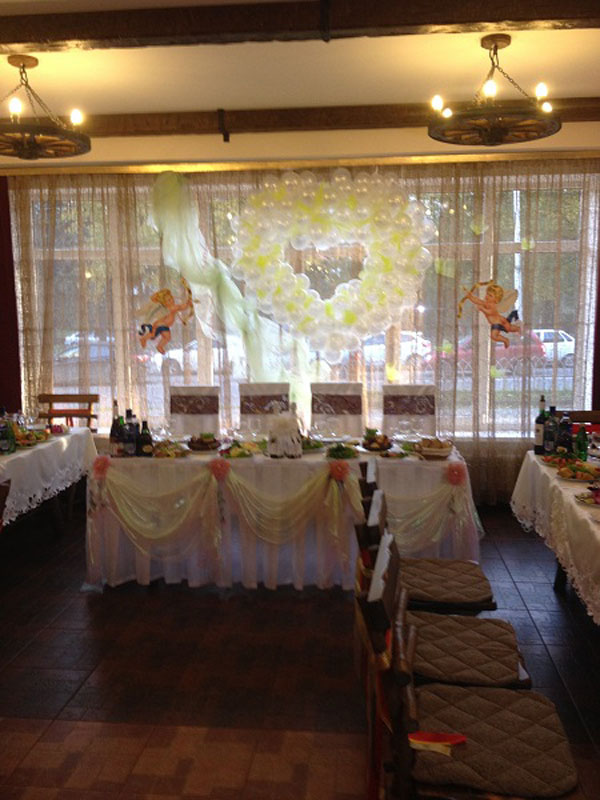 Основной зал — Кафе Домбай