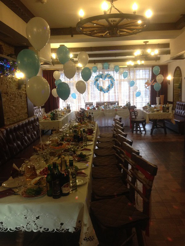 Основной зал — Кафе Домбай