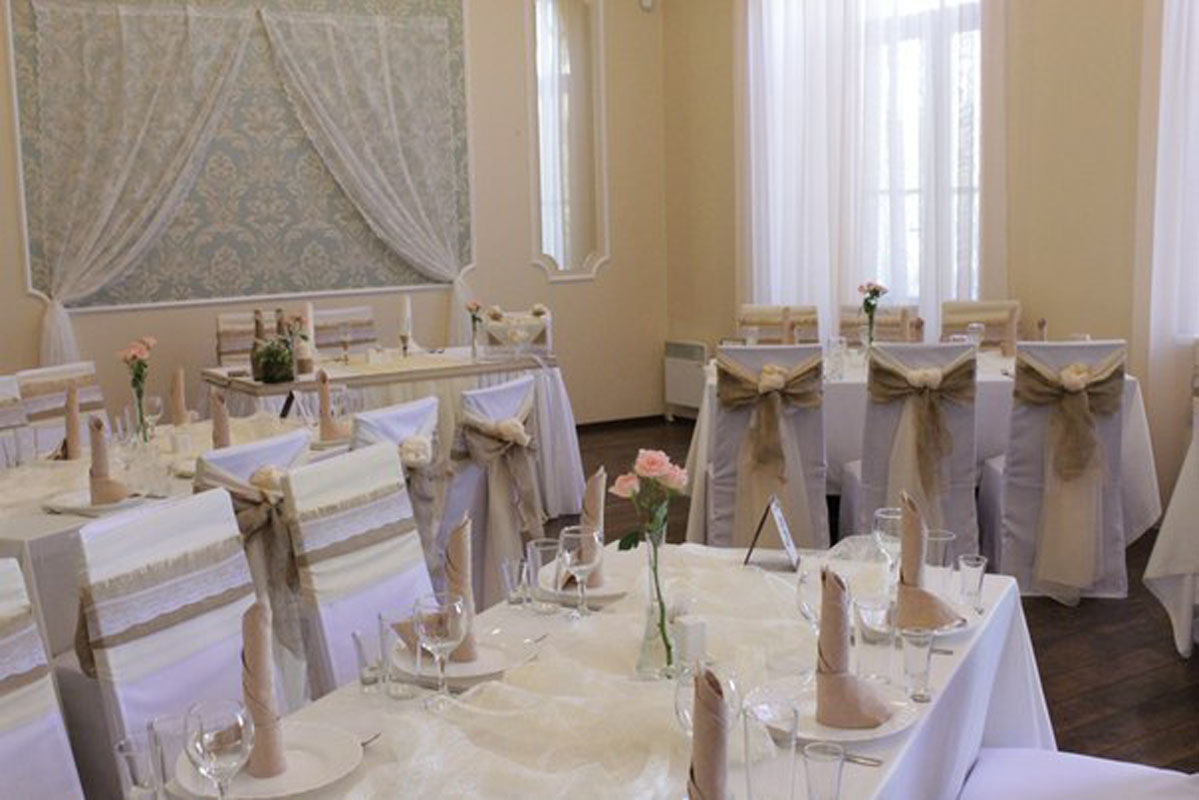 2-ой этаж — Банкетный зал Oсобняк в парке Сосновкa