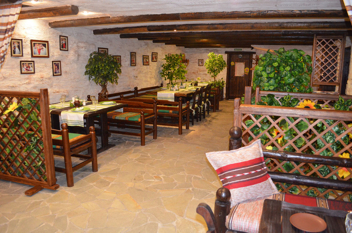 Основной зал — Вечера на хуторе