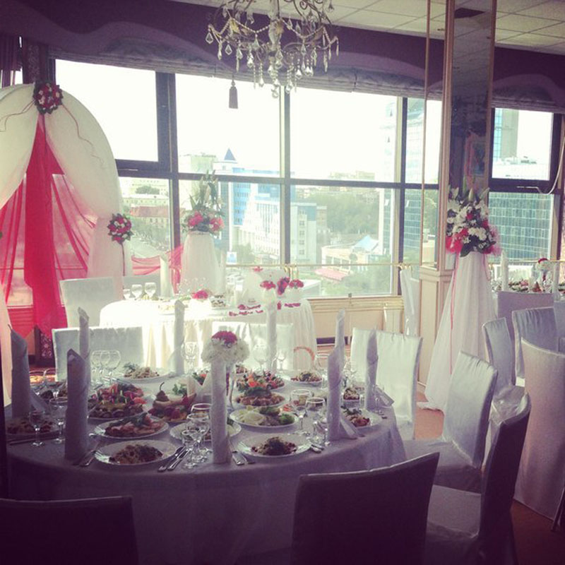 Ресторан Седьмое небо — Основной зал, фото банкетного зала