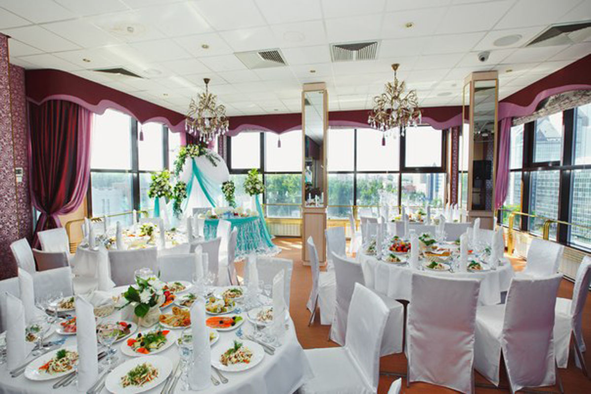 Основной зал — Ресторан Седьмое небо