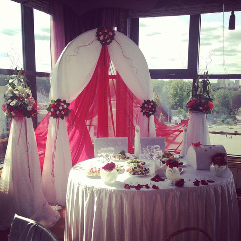 Основной зал — Ресторан Седьмое небо