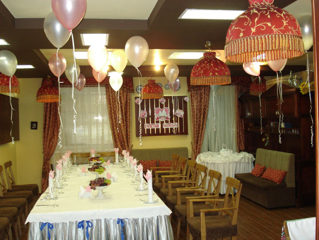 Основной зал — Абажур