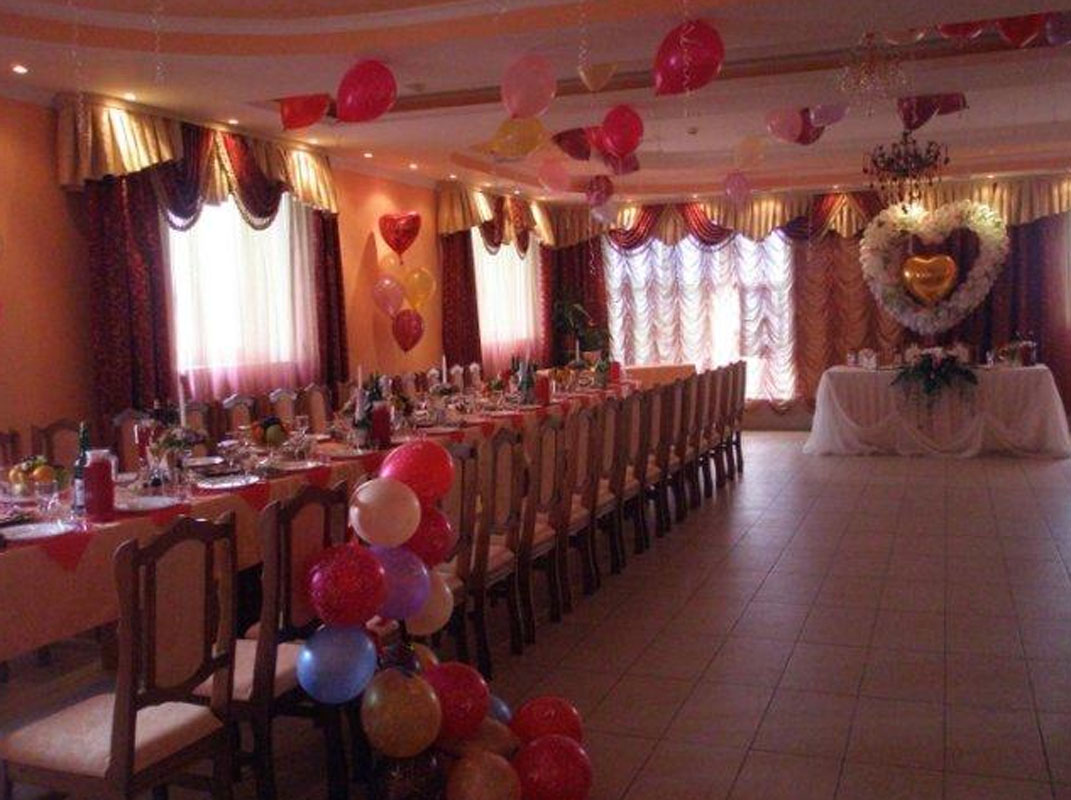 Зал на 120 человек — Кафе Лиа