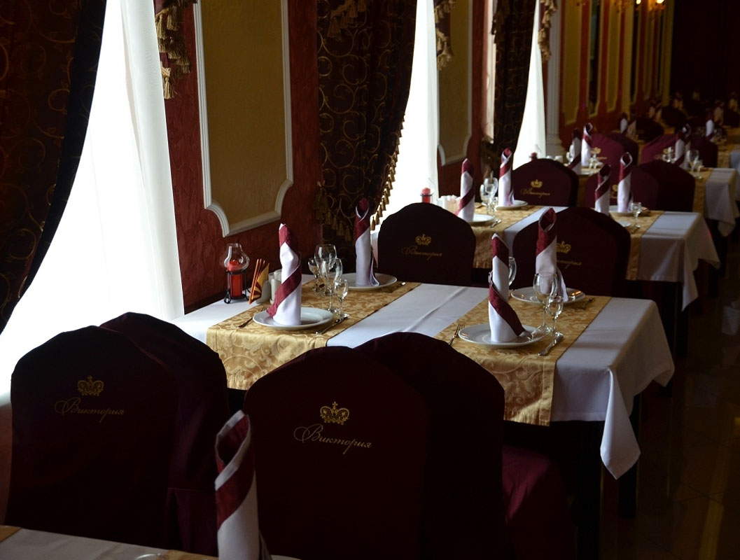 Основной зал — Виктория