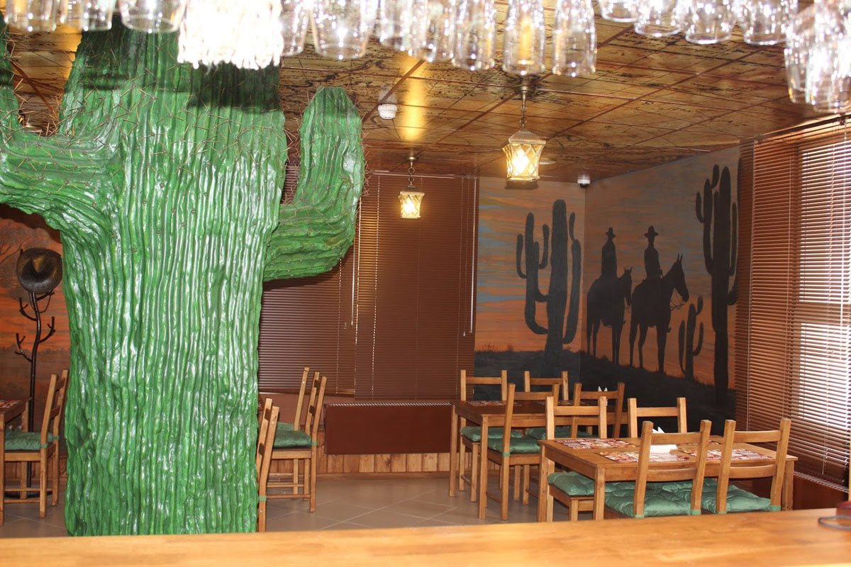 Основной зал — Western House