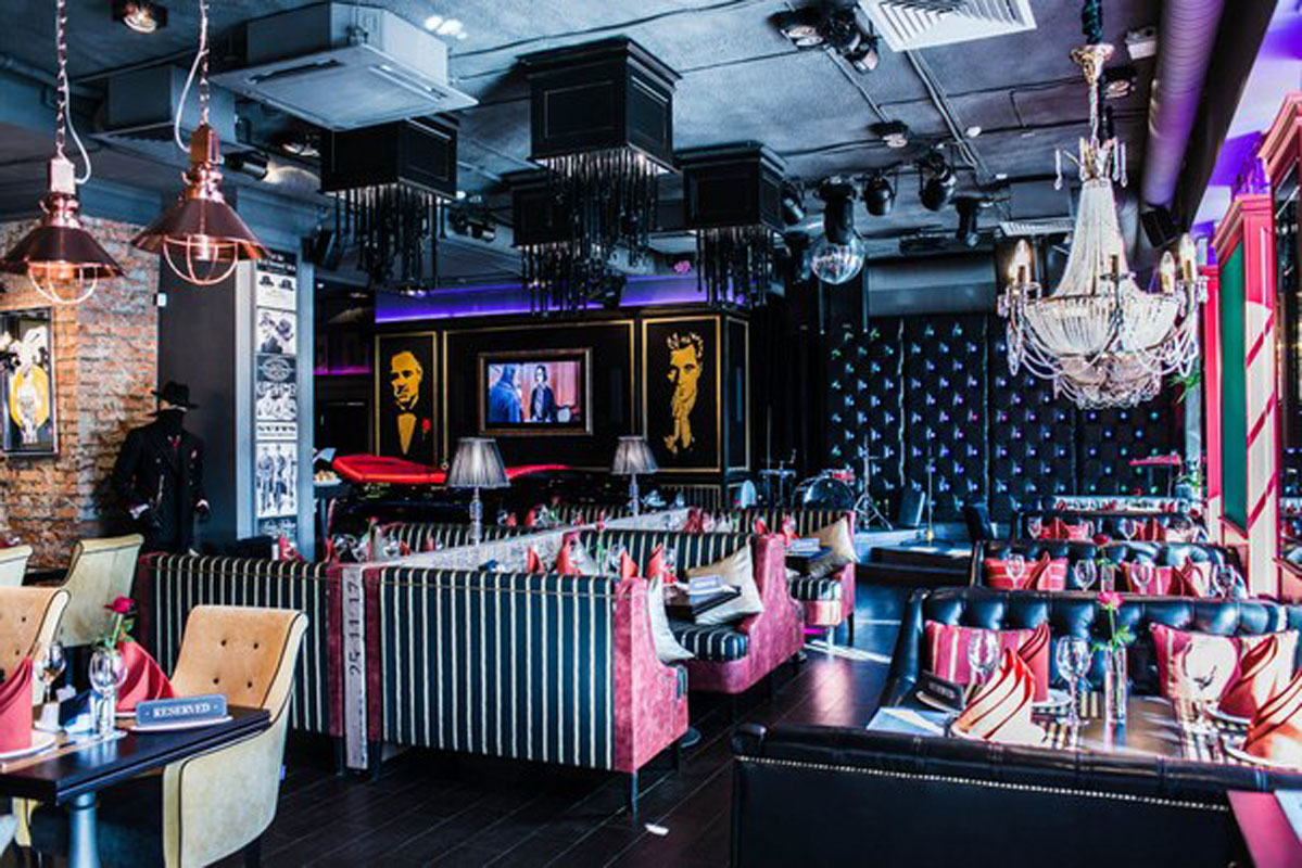 Зал на 65 человек — Pizza express