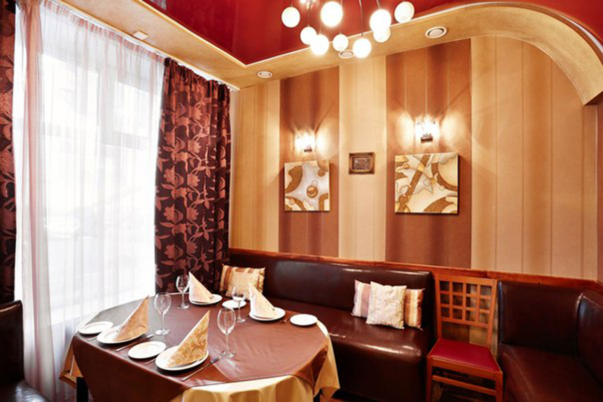 Основной зал — Ресторан Семь Пятницъ