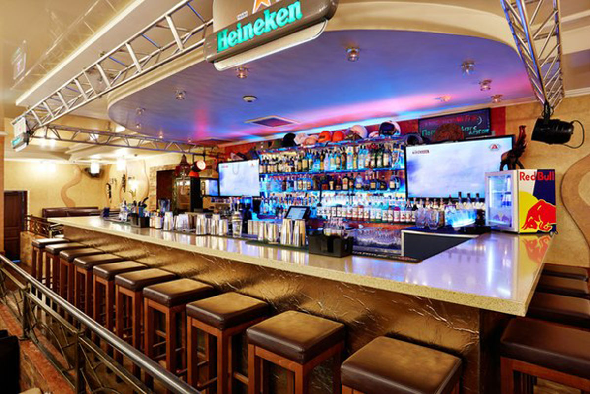 Основной зал — Ресторан Семь Пятницъ