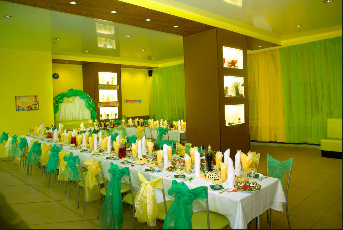 Основной зал