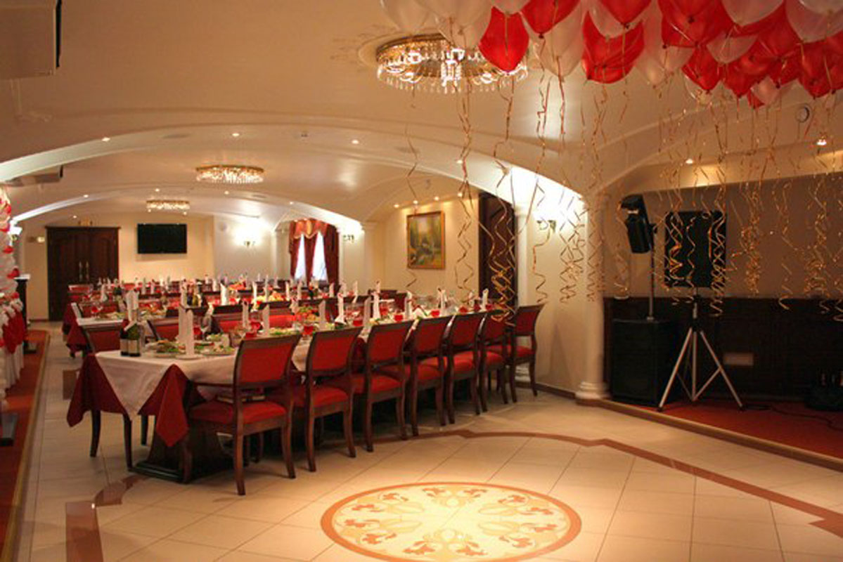 Основной зал — РаспутинЪ