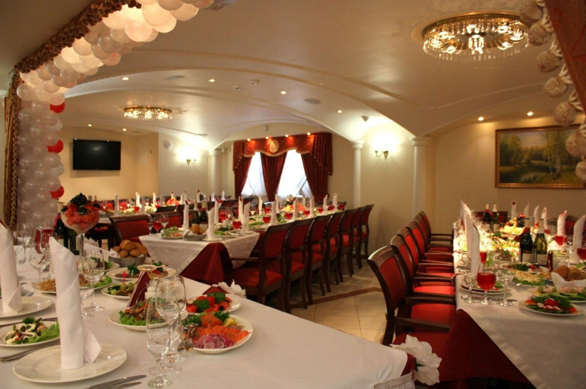 Основной зал — РаспутинЪ